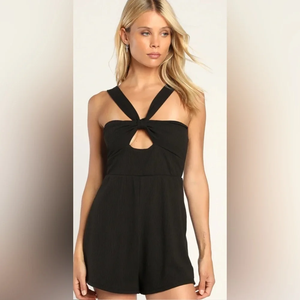 NWT Lulus Chill Vacay Black Ribbed Halter Lounge Romper Size XL - Picture 1 of 11